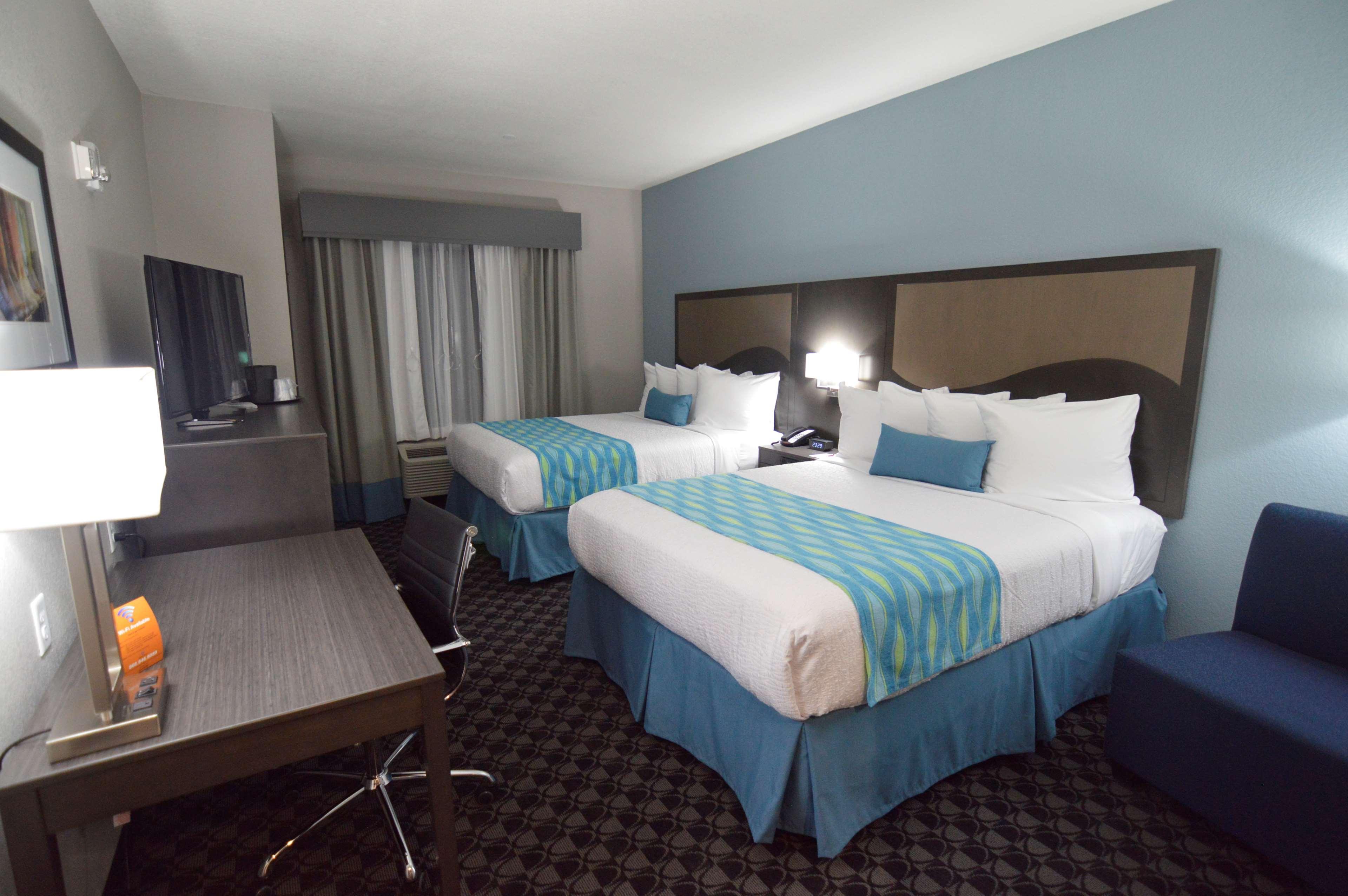 Best Western Plus Waller Hotel מראה חיצוני תמונה