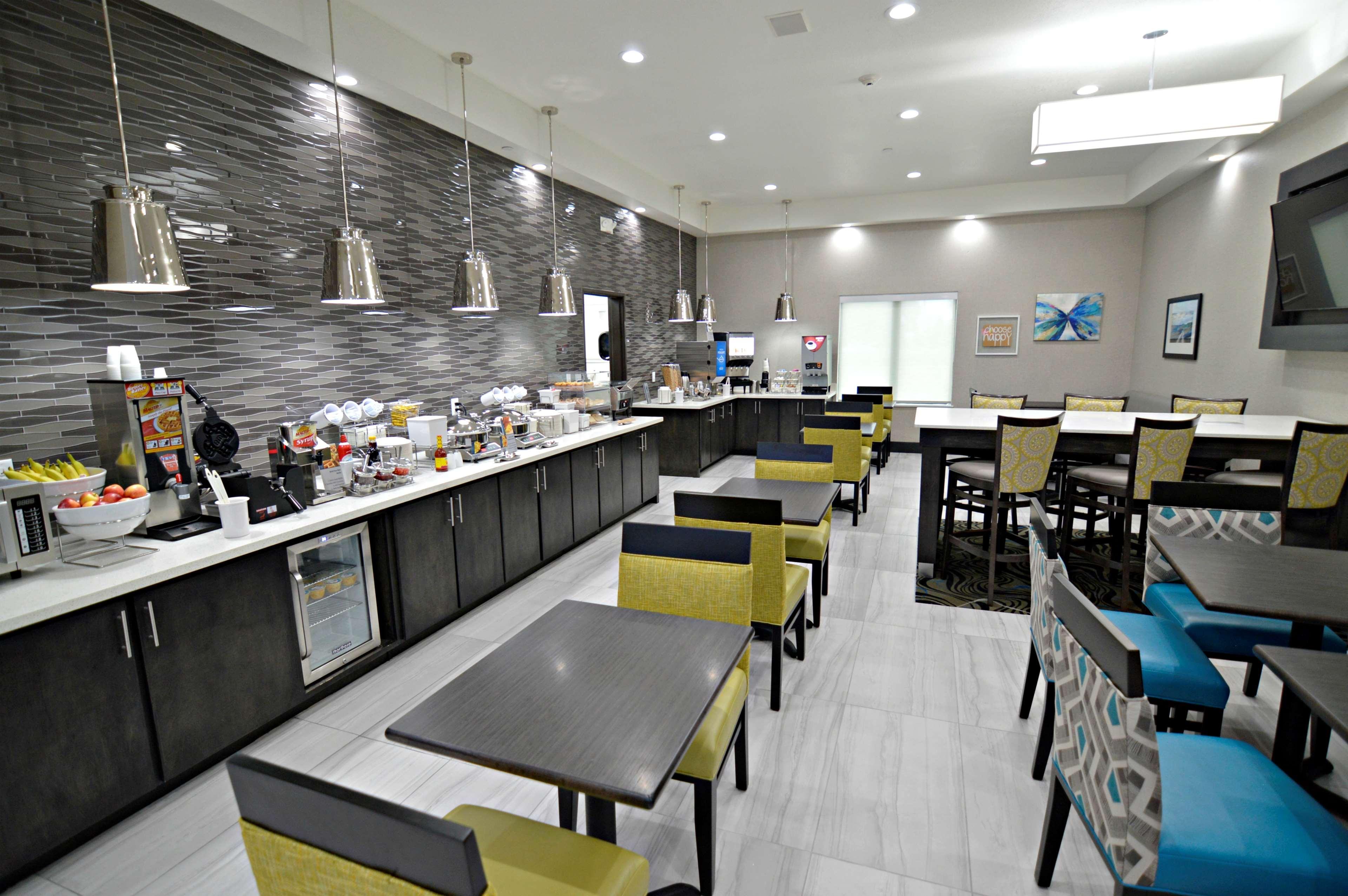 Best Western Plus Waller Hotel מראה חיצוני תמונה
