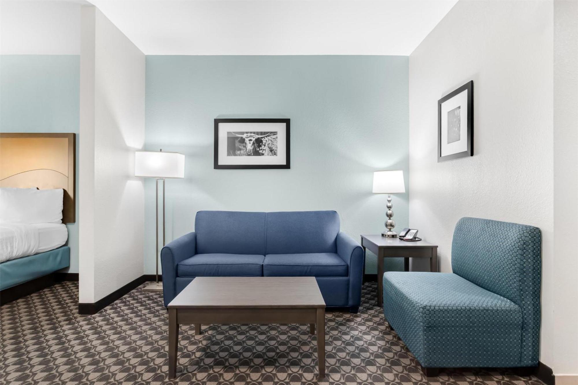 Best Western Plus Waller Hotel מראה חיצוני תמונה