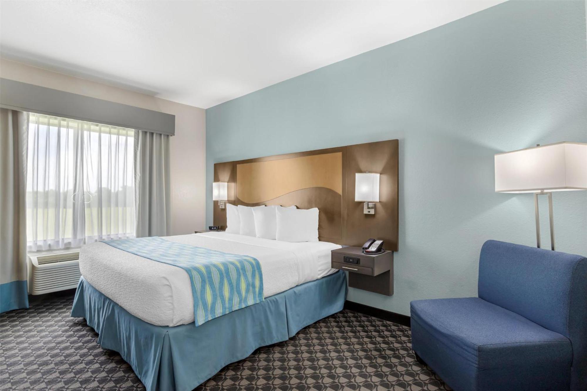 Best Western Plus Waller Hotel מראה חיצוני תמונה